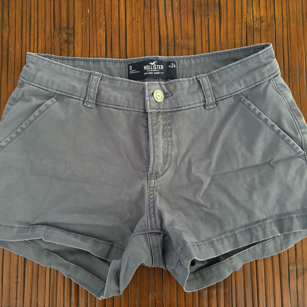 Hollister dark gray khaki shorts